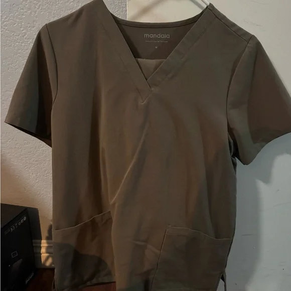 Mandala, Figs, and Fabletics Scrubs Per One Set - Picture 9 of 10